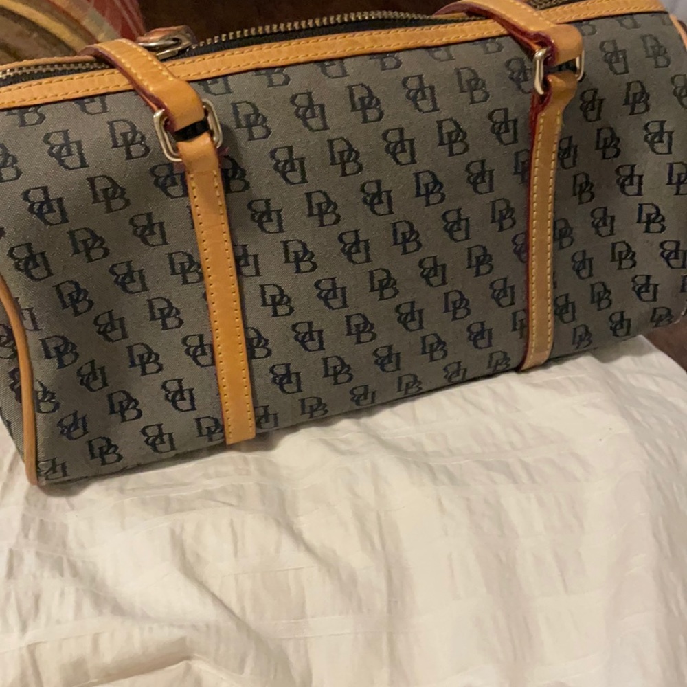Dooney & Bourke Purse